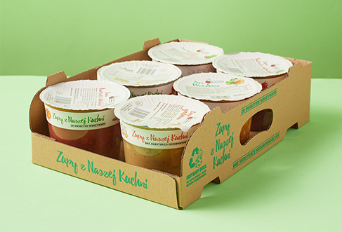 Six soup containers in a cardboard container (photo)